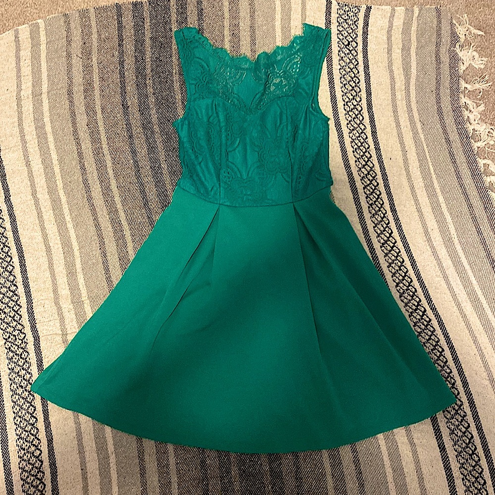Green Francesca’s Brand High-neck Skater Dress